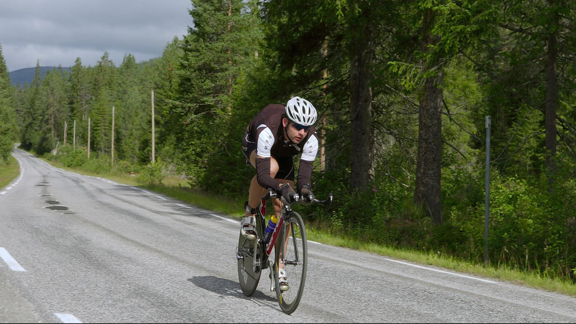 欧联杯决赛 替补奇兵读秒进球完成绝杀